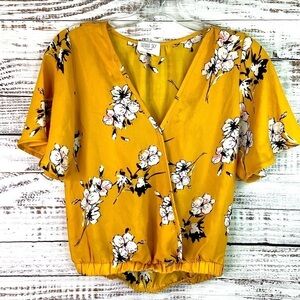 SIENNA SKY SIZE XS YELLOW TOP FLORAL‎ SPRING SUMMER BLOUSE GUC